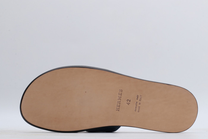 herm*s  slippers
