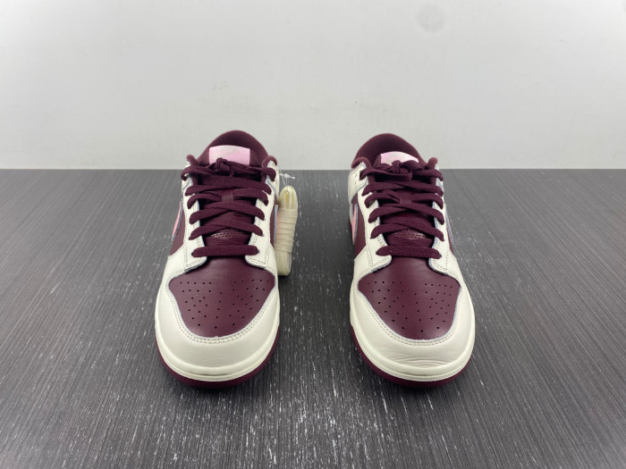 nike dunk low valentine