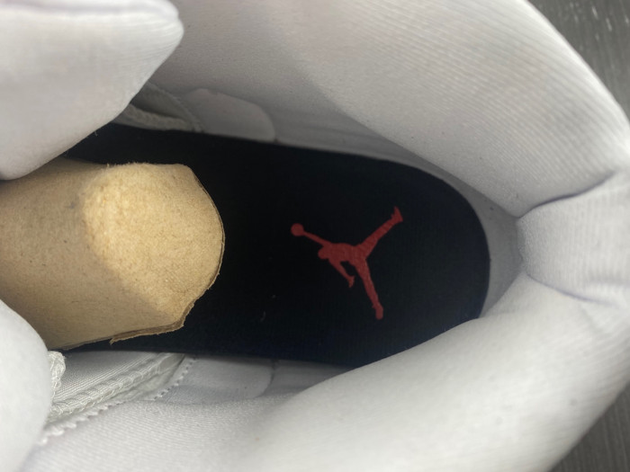 air jordan 12 red taxi ct8013-162
