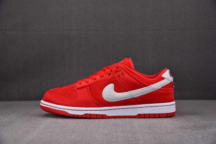 nike dunk low“valentine