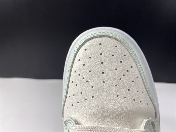 nike dunk low barely green (w) - dd1503-104