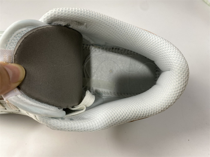 nike dunk low barely green (w) - dd1503-104