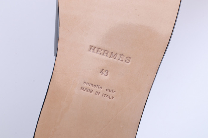 herm*s  slippers