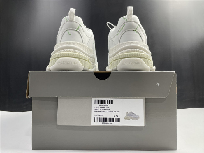 blcg sneaker triple.s.