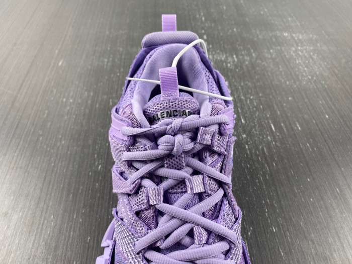 Ba*len*cia*ga track 3.0