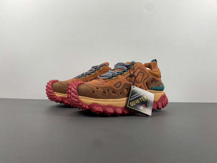 moncler trailgrip gtx