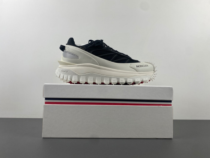 moncler trailgrip gtx