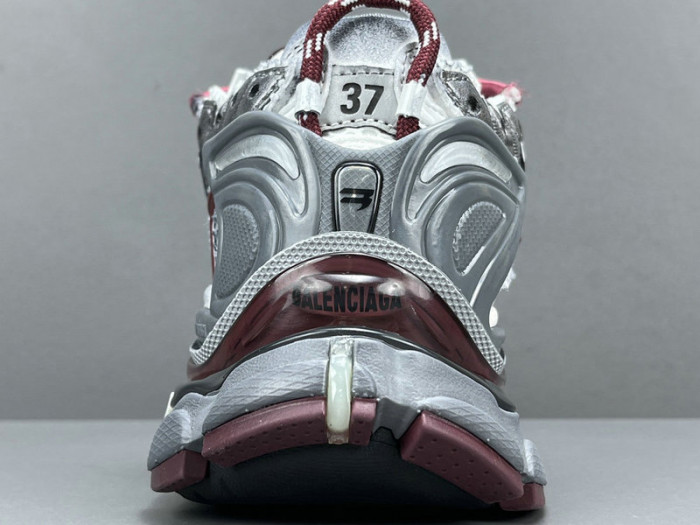 Ba*len*cia*ga -runner