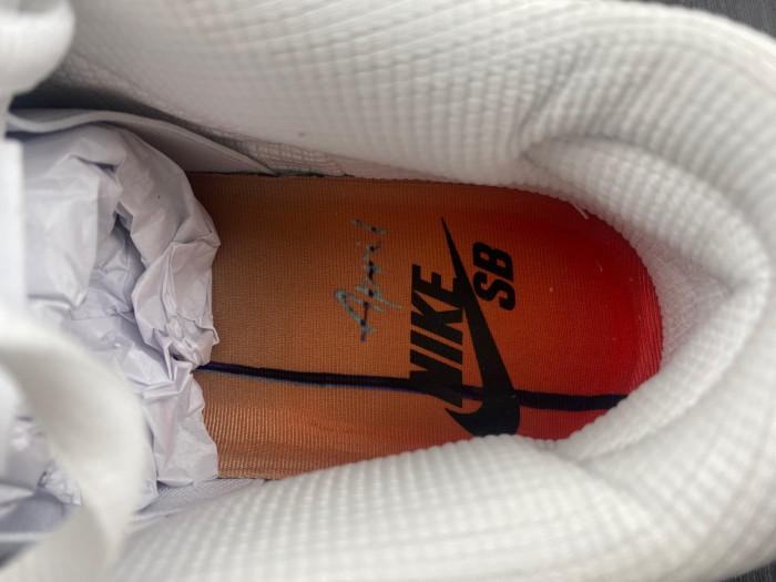 nike sb dunk low april skateboards fd2562-400