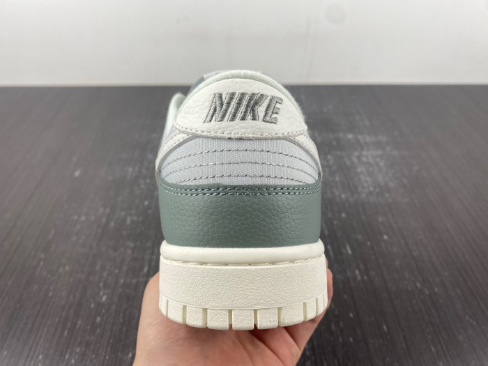 nike dunk low mica green men