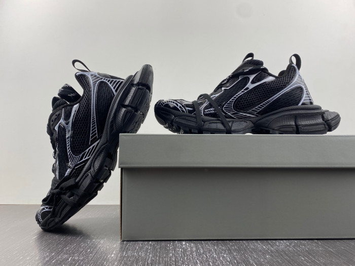 Ba*len*cia*ga -phantom sneakers