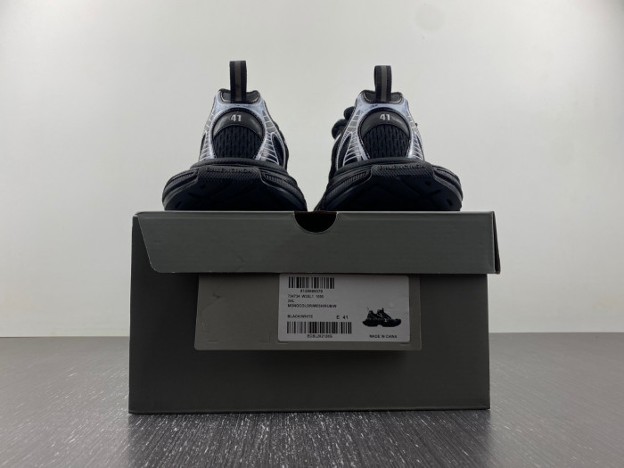 Ba*len*cia*ga -phantom sneakers