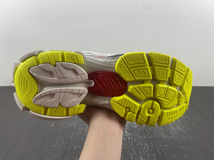 Ba*len*cia*ga -runner