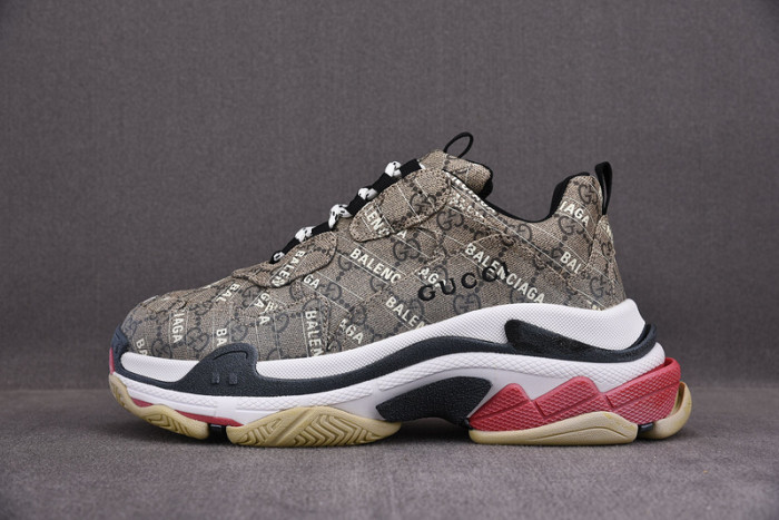 blcg sneaker triple.s.