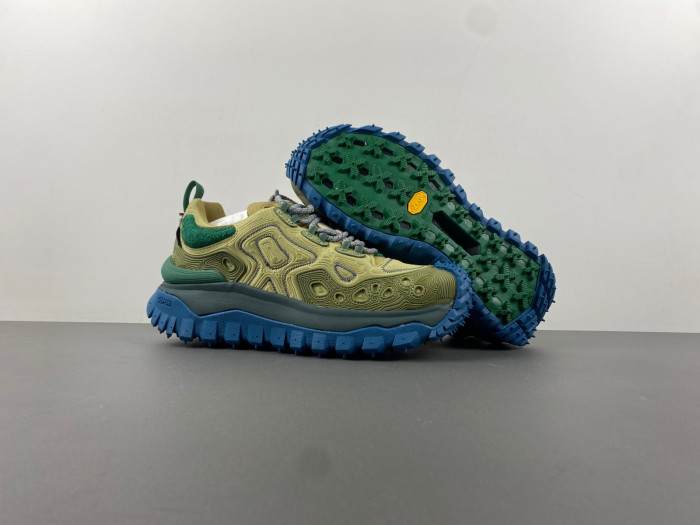 moncler trailgrip gtx