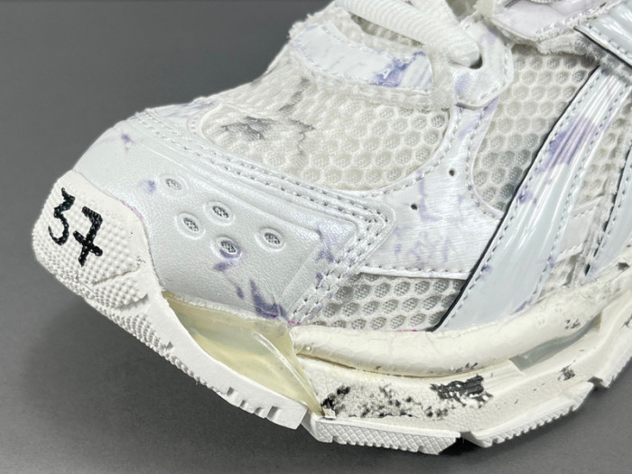 Ba*len*cia*ga -runner