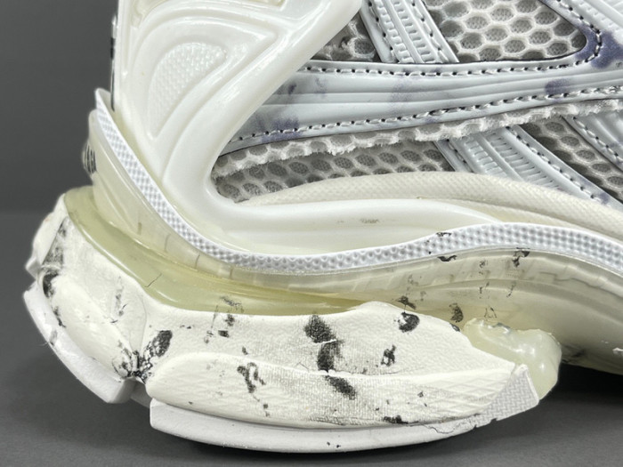 Ba*len*cia*ga -runner